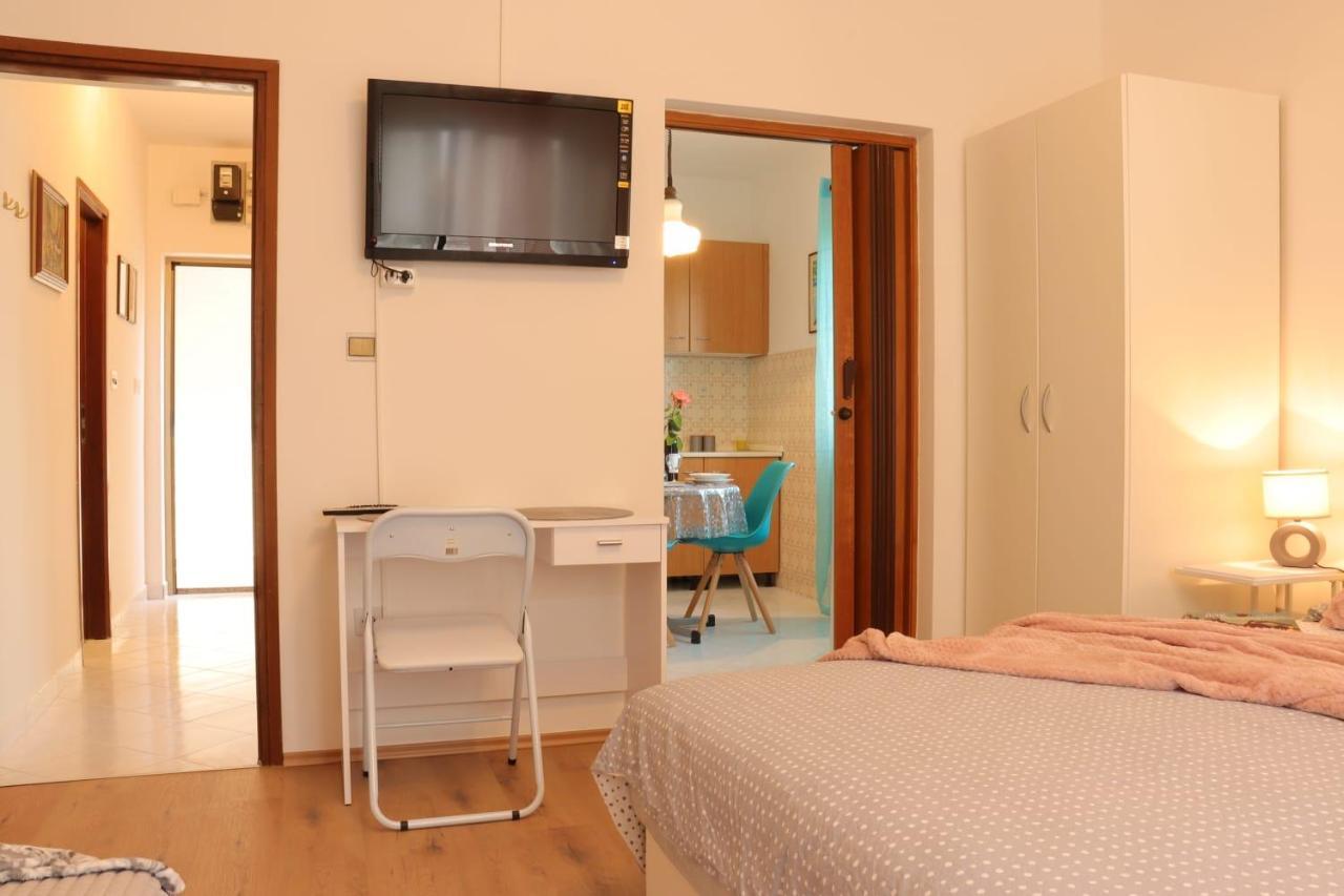 Cozy Apartments Danica Novalja - Ground Floor Buitenkant foto