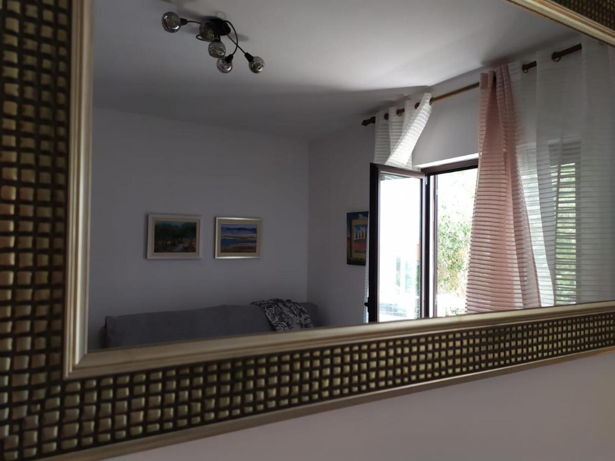 Cozy Apartments Danica Novalja - Ground Floor Buitenkant foto
