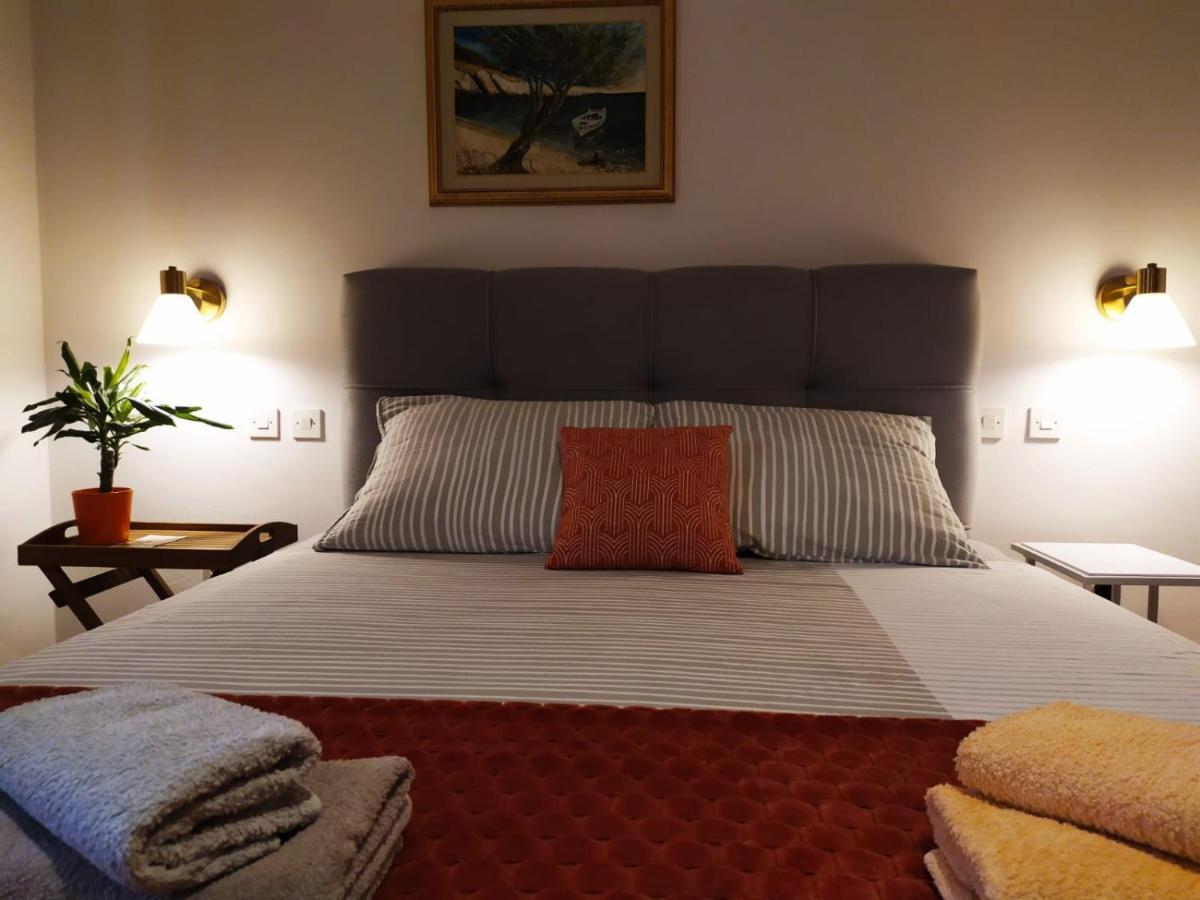 Cozy Apartments Danica Novalja - Ground Floor Buitenkant foto