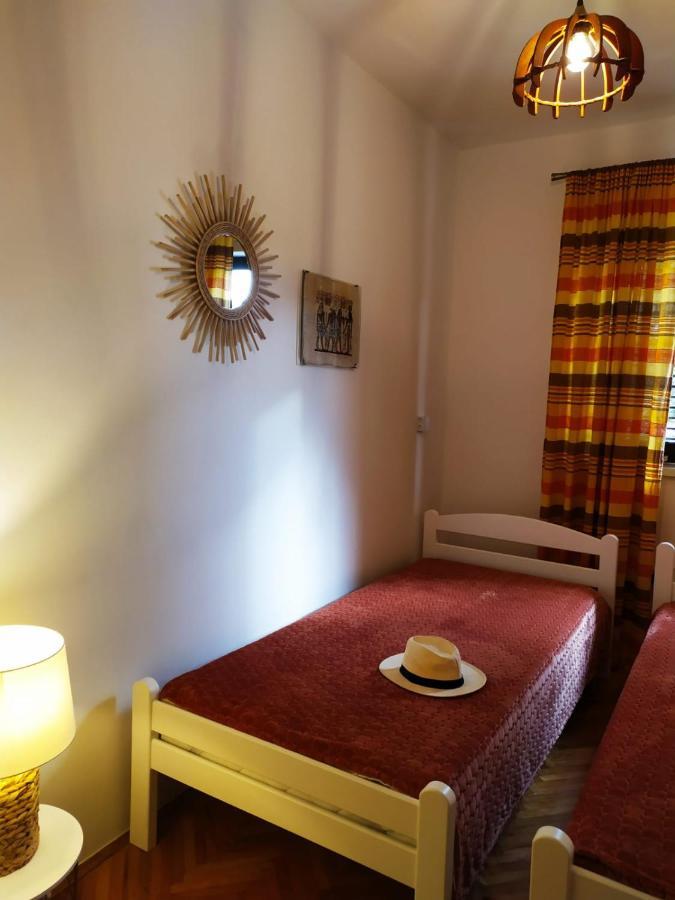 Cozy Apartments Danica Novalja - Ground Floor Buitenkant foto